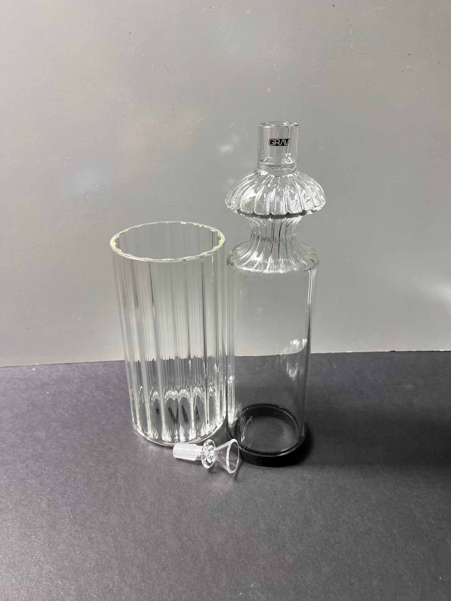 Grav Monarch Gravity Waterpipe