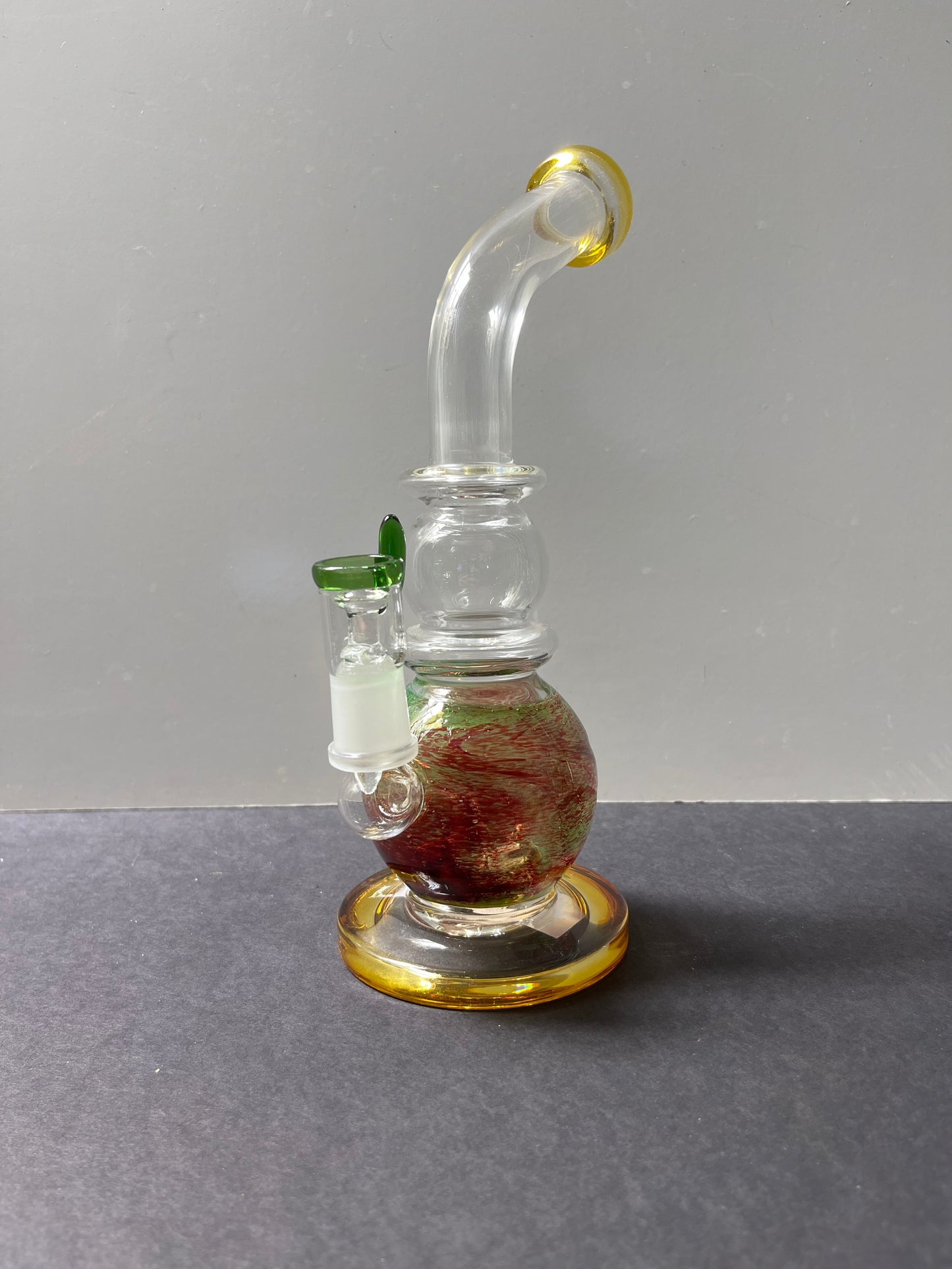 Multicolored Spherical Waterpipe